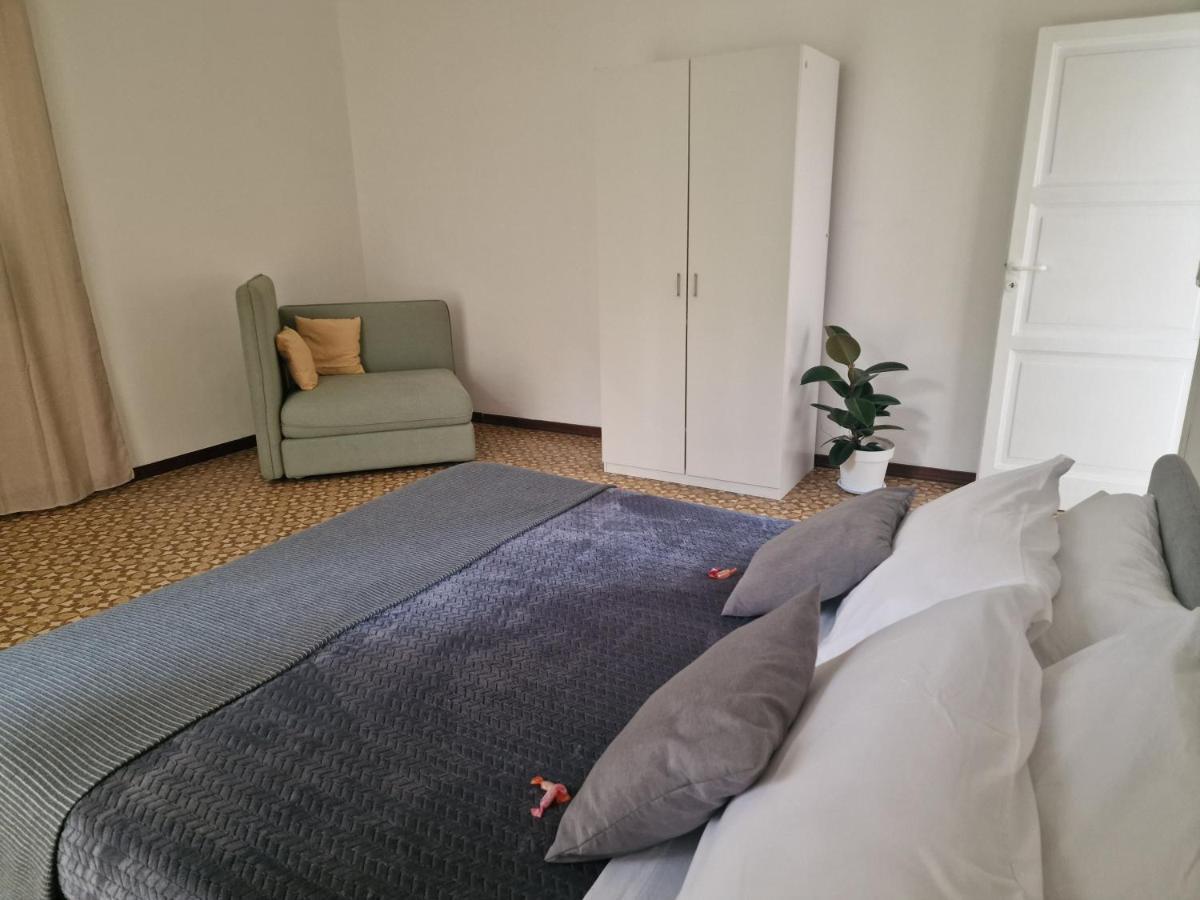 Frangi House *
